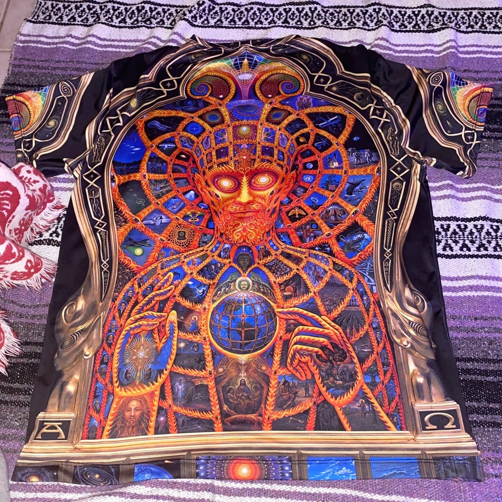 Alex Grey X Vision Labs XL graphic shirt.